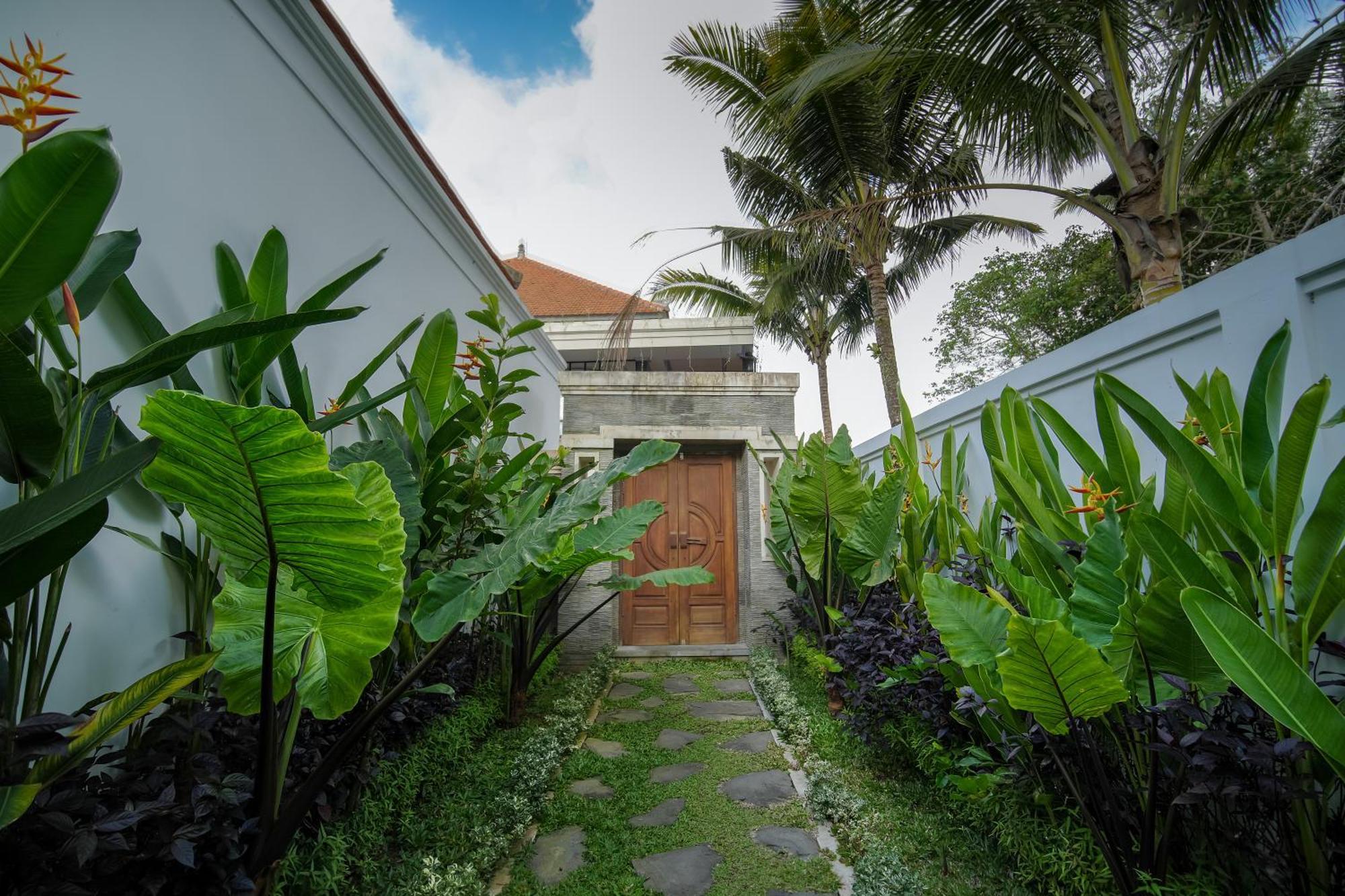 Titian Dewi Villa Ubud - 3 Bedroom Private Villa Close To Cretya Day Club เตกากาลัง ภายนอก รูปภาพ